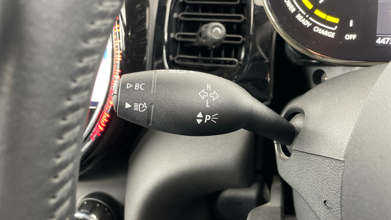 MINI Hatchback 135kW Cooper S Level 2 33kWh 3dr Auto Electric Hatchback